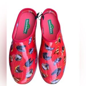 NWT Women’s Red Garden Shoes with chicken Print Casual wear waterproof outdoor